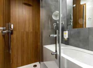 Koupelna v ubytování Hotel Olimp Business & Spa