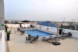 Bazén v ubytování Fortune Park Hotel nebo v jeho okolí