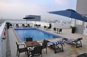 Bazén v ubytování Fortune Park Hotel nebo v jeho okolí