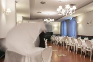 Istumisnurk majutusasutuses Hotel Montreal
