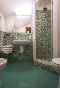 Vannituba majutusasutuses Hotel Montreal