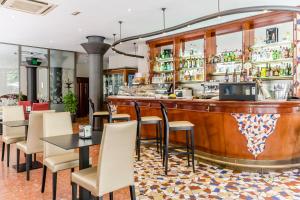 Lounge nebo bar v ubytování Hotel Gaudi
