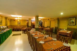 Restoran atau tempat lain untuk makan di Upavan Resort