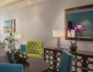 Setusvæði á Al Najada Doha Hotel Apartments by Oaks