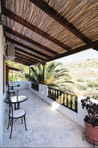 Μπαλκόνι ή βεράντα στο Διαμερίσματα Μαυρίκου Ελένη