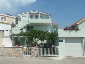 Gallery image of Apartments Otok in Trogir