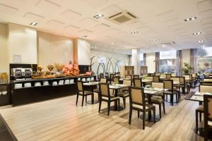 A restaurant or other place to eat at Abba Garden