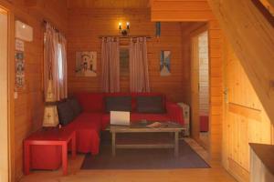 Posezení v ubytování Kitecamp Tarifa