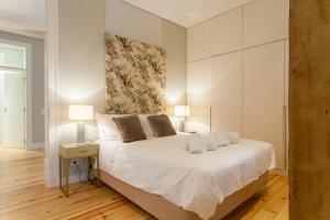 Gallery image of ALTIDO Deluxe 3BR Apt with workspace by Figueira Sq and Rossio subway in Lisbon