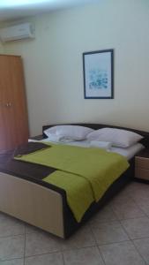 Gallery image of Guesthouse BILI in Karlobag