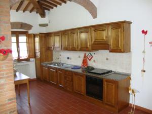 A kitchen or kitchenette at Agriturismo Podere Molino