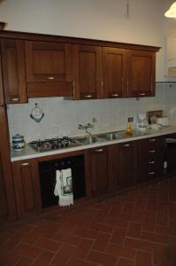 A kitchen or kitchenette at Agriturismo Podere Molino
