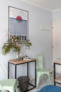 Posezení v ubytování Pokoje i Apartamenty Poddąbie 2