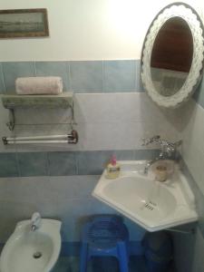 A bathroom at villatiffany Még 23 kép