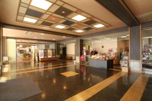 Lobbyn eller receptionsområdet på Tominoko Hotel