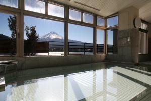 Poolen vid eller i närheten av Tominoko Hotel