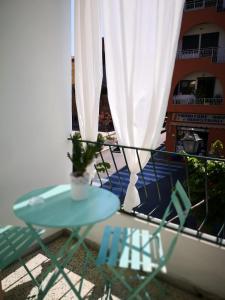 Un balcón o terraza de Loraia Design Rooms
