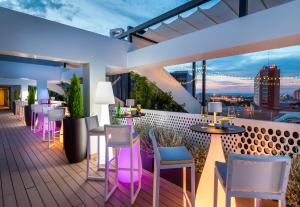 A balcony or terrace at Barceló Imagine