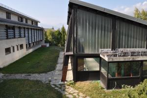 Budova, v ktorej sa apartmán nachádza