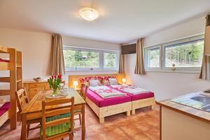 Postel nebo postele na pokoji v ubytování Skipension