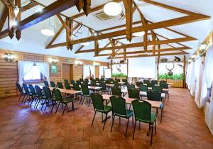 Restaurace v ubytování Hotel Osada Karbówko Wellness & SPA