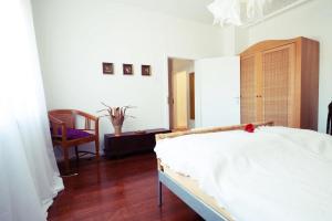 Giường trong phòng chung tại Tektona "Bed & Breakfast"