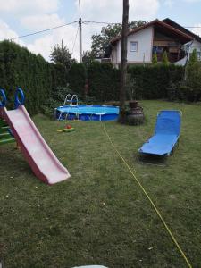 Ο χώρος παιχνιδιού για παιδιά στο Apartmani Teodor