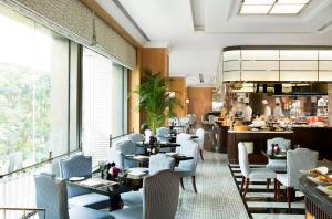 Restaurace v ubytování The Langham, Shenzhen