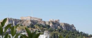 Foto dalla galleria di Central Acropolis View Apartment ad Atene