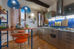 Gallery image of Pietrapiana flat & local market in Florence