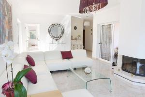 Posezení v ubytování Vale Cottage