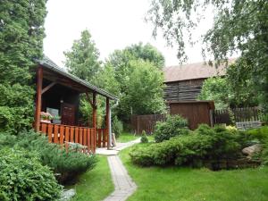 A garden outside Chata u Porubäna