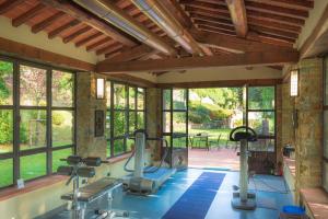 
The fitness centre and/or fitness facilities at Castelletto Di Montebenichi

