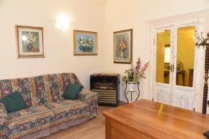 Uma área de estar em Albergo La Rosetta