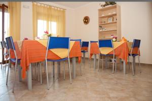 Posezení v ubytování BeB ISIDE + 28 fotografií