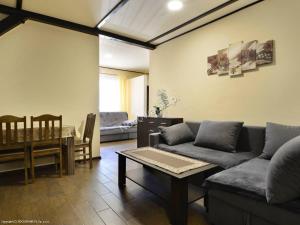 Posedenie v ubytovaní Apartamenty u Bodzia