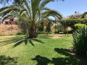 Ogród w obiekcie Apartamento Las Brisas