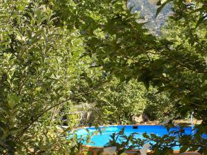 Bazén v ubytovaní Guesthouse Eleftherios alebo v jeho blízkosti