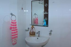 Ένα μπάνιο στο Seasand Holiday Home +79 φωτογραφίες