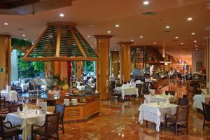 Restaurace v ubytování Beatriz Costa & Spa