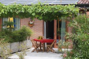 Ein Garten an der Unterkunft Agriturismo La Palazzina