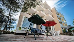 Budova, kde se hotel nachází