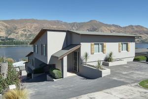 Gallery image of Lakeview Heights Luxury Apartment 2 in Wanaka