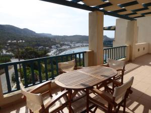 Gallery image of ARONIS Studios in Kapsali +37 photos