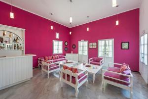 Posezení v ubytování Narges Hotel