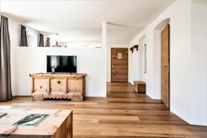 TV a/nebo společenská místnost v ubytování Hotel Münsterhof
