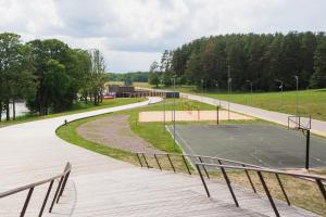 Tenis a/nebo squash v ubytování Camping Pod nebo okolí