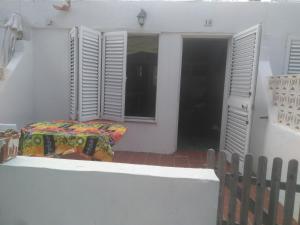 A balcony or terrace at Apartament Cala llobeta, primera línia de mar