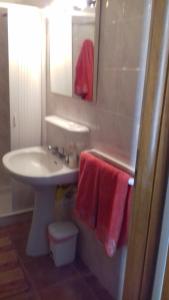 A bathroom at Canne Al Vento
