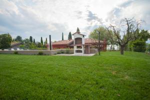 Vonkajšia záhrada v ubytovaní Italianflat - Maison du Lac